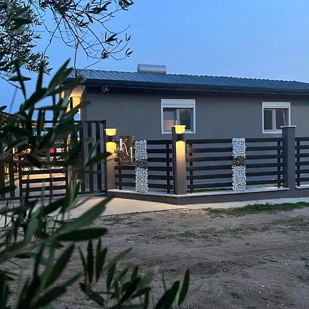 K&M Villas Nea Kallikrateia ภายนอก รูปภาพ