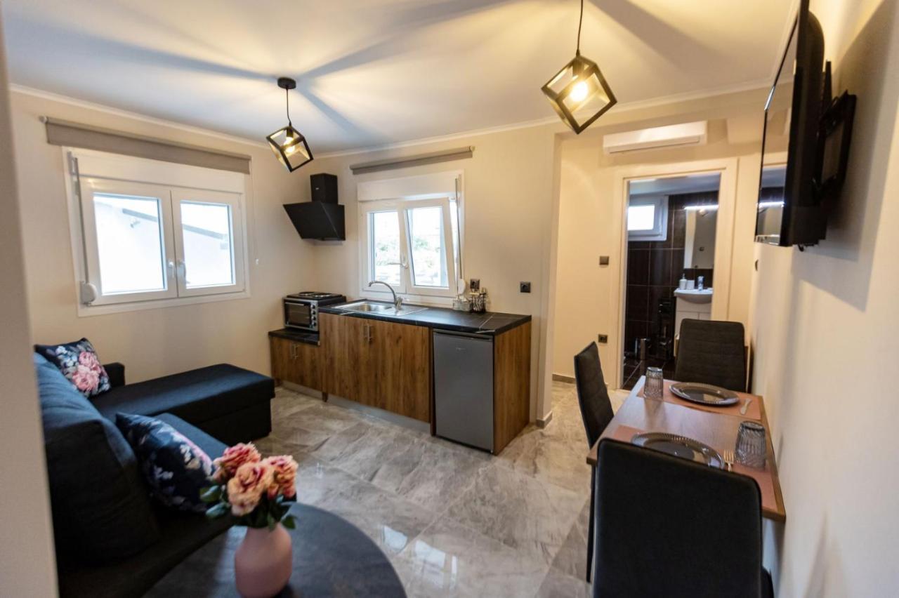 K&M Villas Nea Kallikrateia ภายนอก รูปภาพ