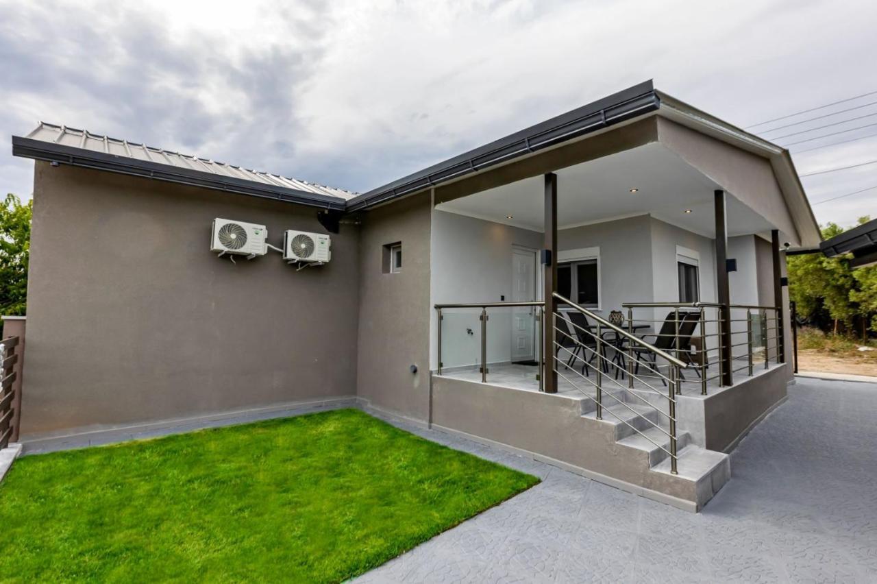 K&M Villas Nea Kallikrateia ภายนอก รูปภาพ