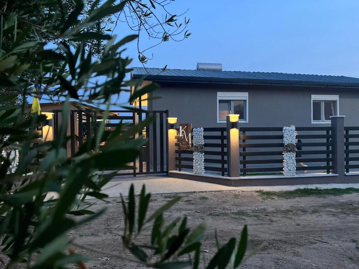 K&M Villas Nea Kallikrateia ภายนอก รูปภาพ