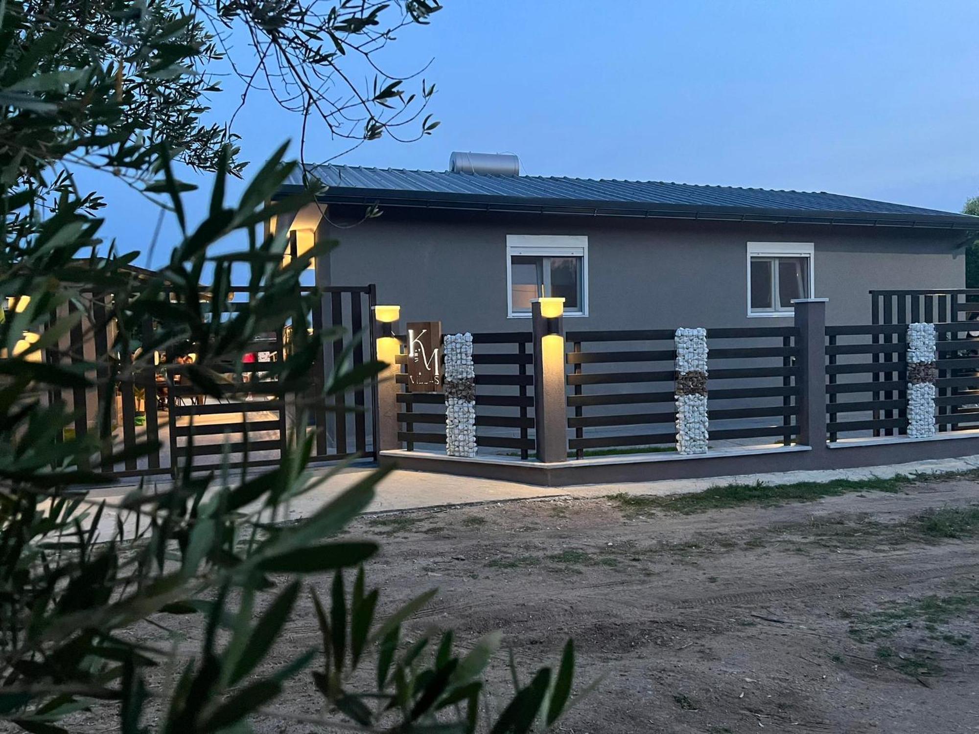 K&M Villas Nea Kallikrateia ภายนอก รูปภาพ