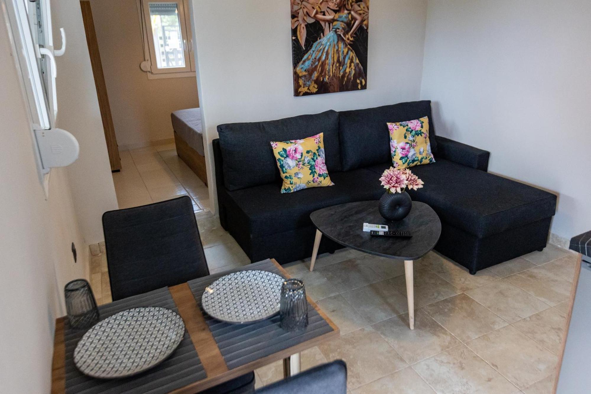 K&M Villas Nea Kallikrateia ภายนอก รูปภาพ