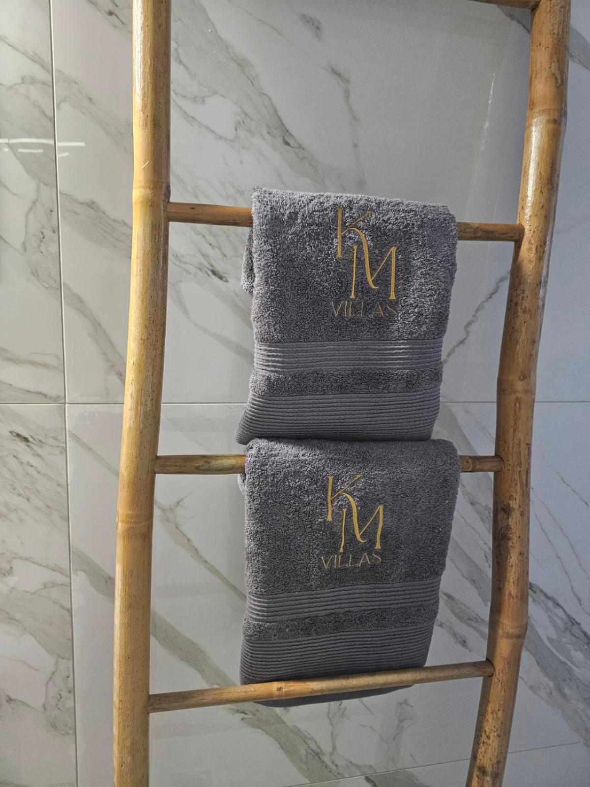 K&M Villas Nea Kallikrateia ภายนอก รูปภาพ